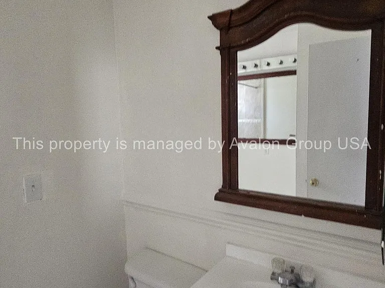 6729 Champlain Rd — Photo 7
