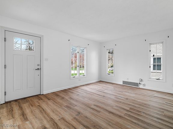 4th image of 415 Glen Park Dr