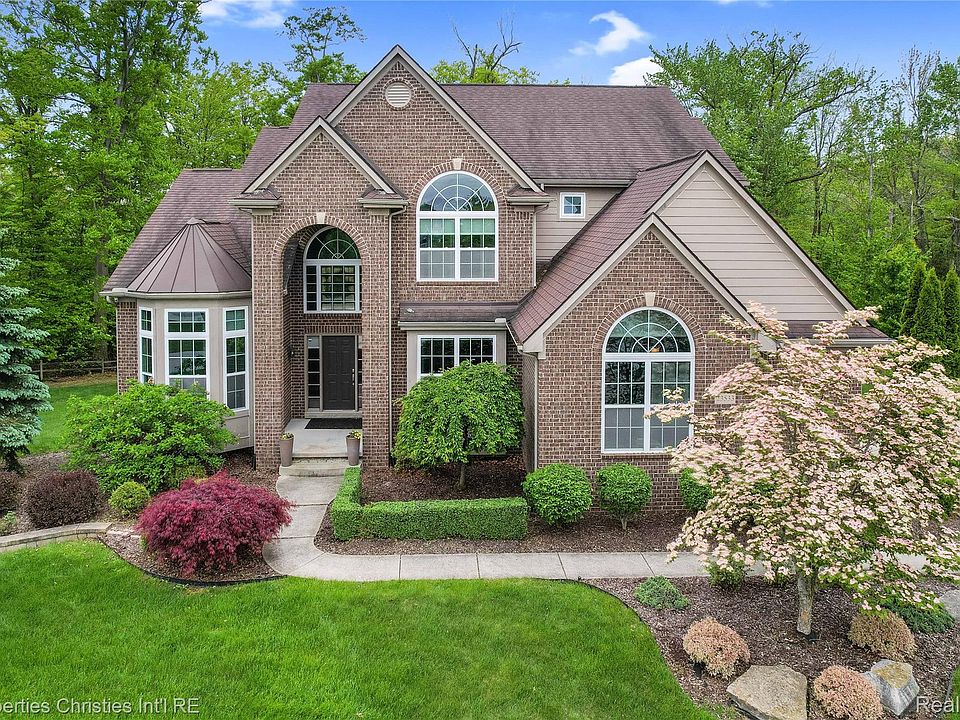 1st image of 23533 Bristlecone Ct