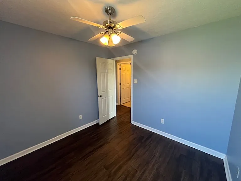 102 Rosebud Cir — Photo 31