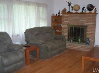 690 Long Lane Rd, Walnutport, PA 18088