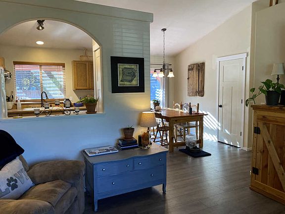 5th image of 2657 N Ivy Ln