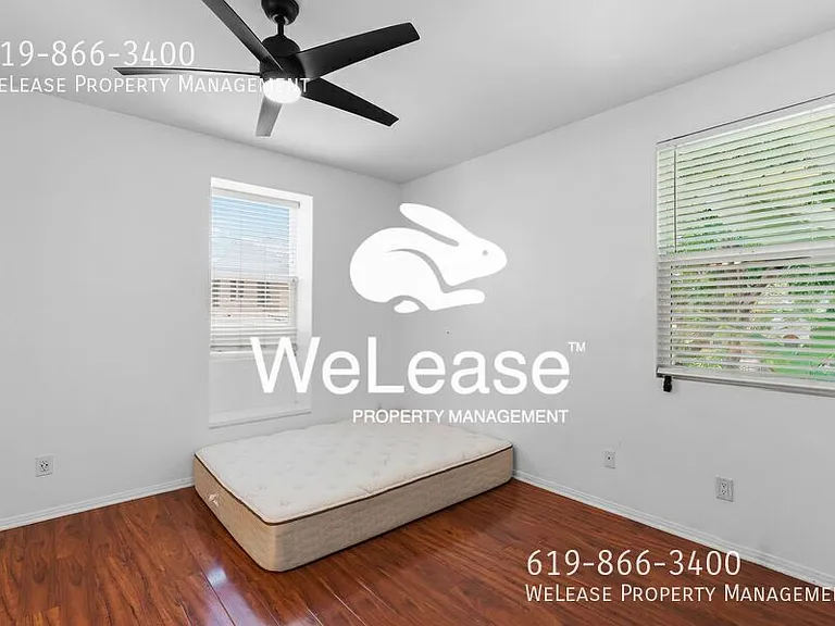 4300 Newton Ave #8 — Photo 11