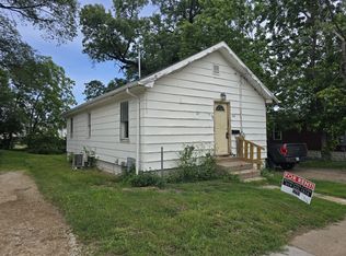 512 Maynard Ave, Waterloo, IA 50701