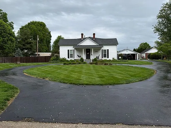 390 S Main St, Versailles, KY 40383