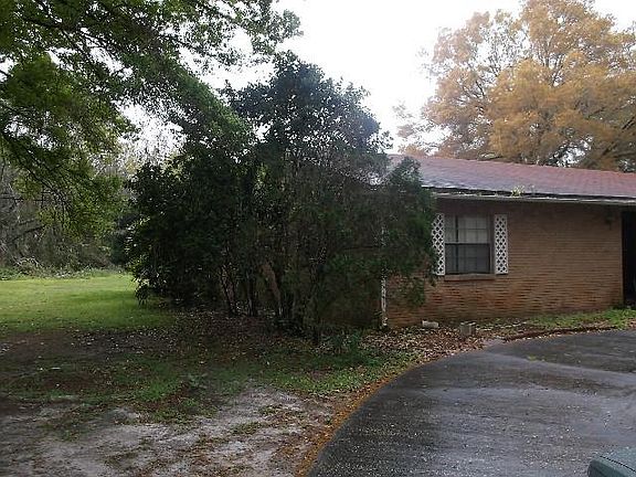 2nd image of 18604 Livingston Ave