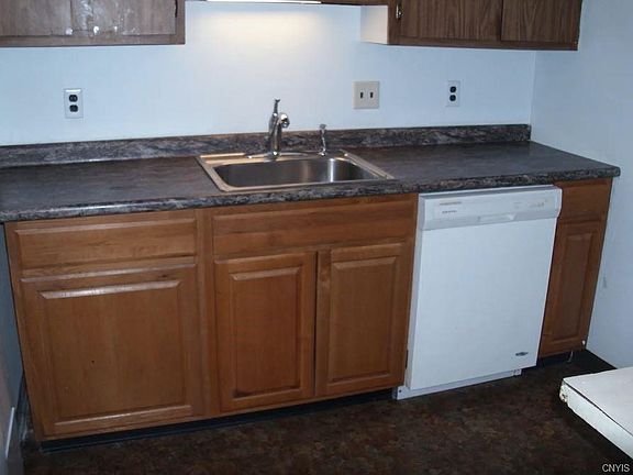 3rd image of 608 2nd North St