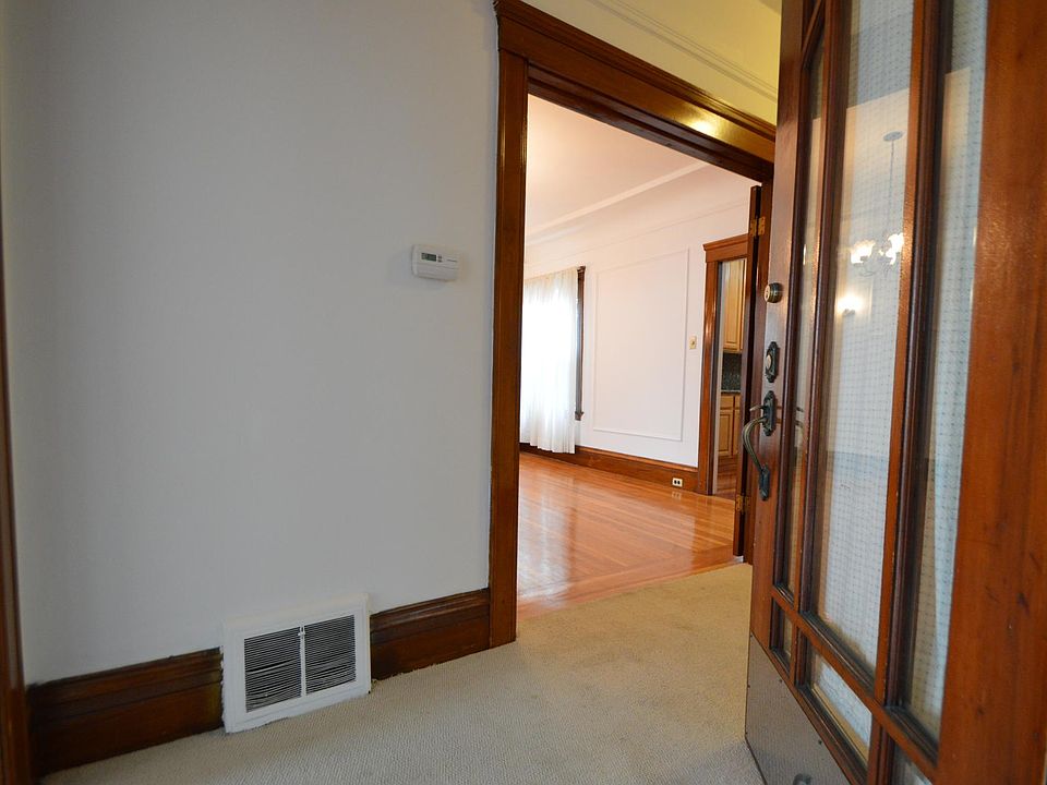1st image of 679 15th Ave