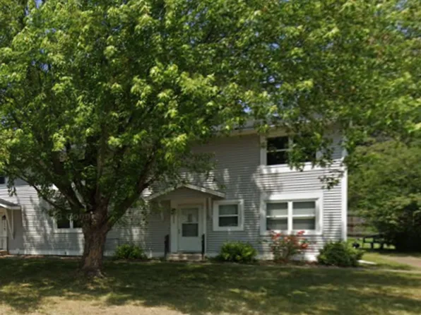 101 Mitchell Cir, Duluth, MN 55811