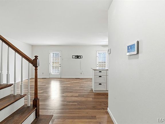 2nd image of 12300 Rossridge Ct