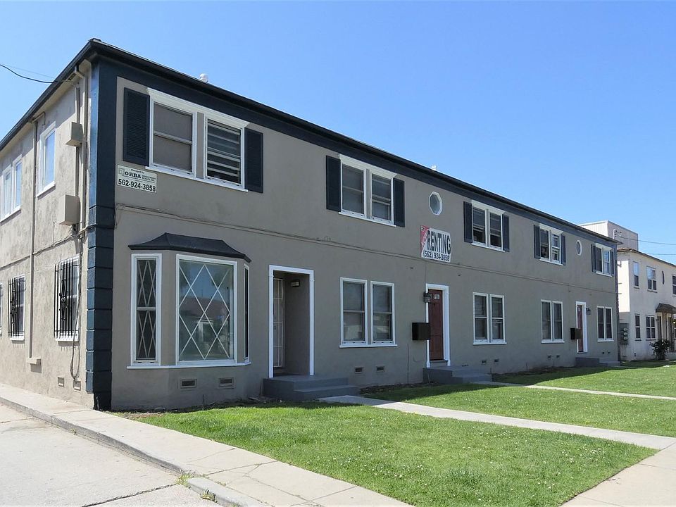 2nd image of 152 W Hillcrest Blvd APT 2