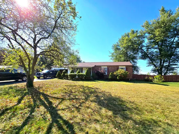150 Conner Ln, Lewis Center, OH 43035