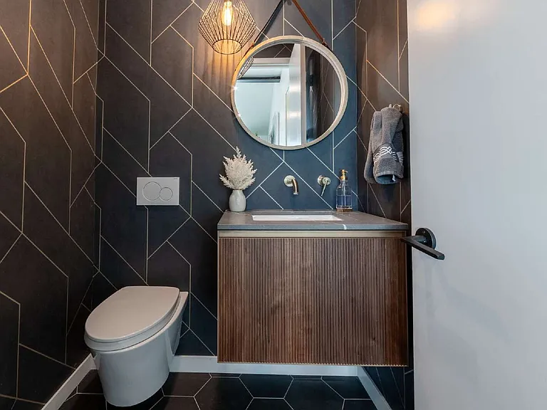 712 S Cherryvale Rd — Photo 35