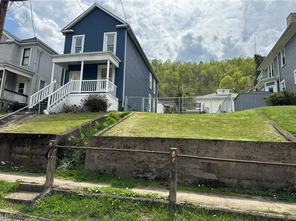 1007 Howard St, Bridgeport, OH 43912