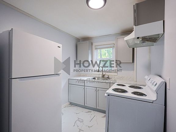 2nd image of 85 Myrtle St #1