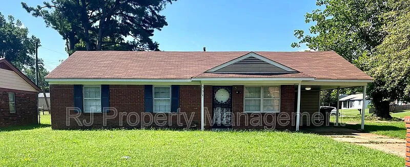 331 Barkwood Dr