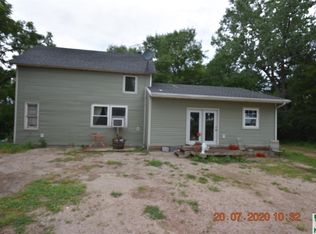 1357 Humbolt Ave, Moville, IA 51039