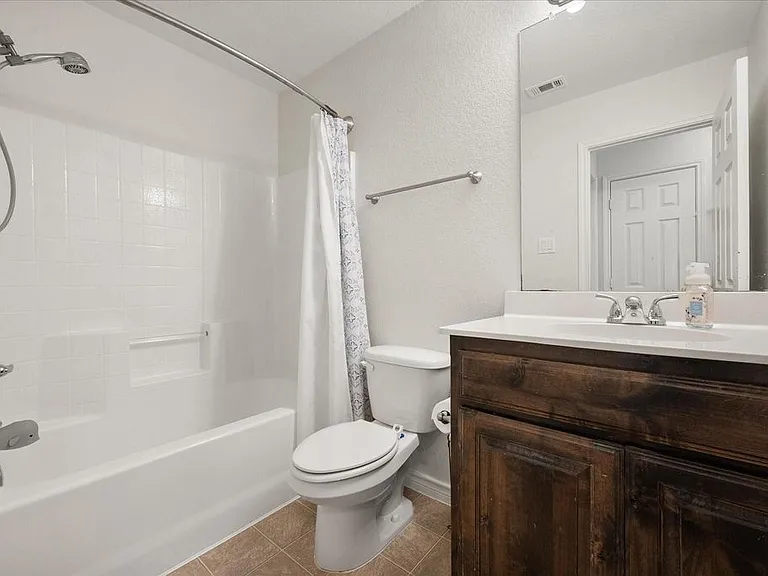 9224 Diane Dr — Photo 10