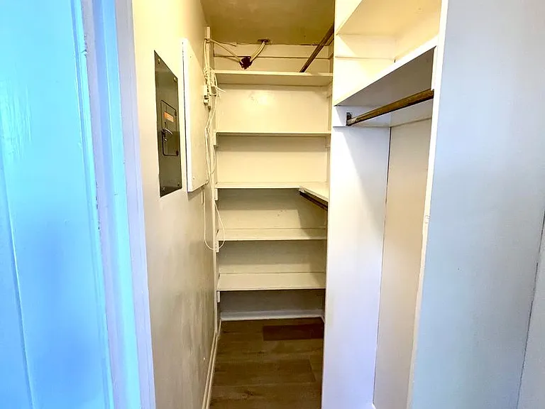 2703 Voelkel Ave — Photo 18