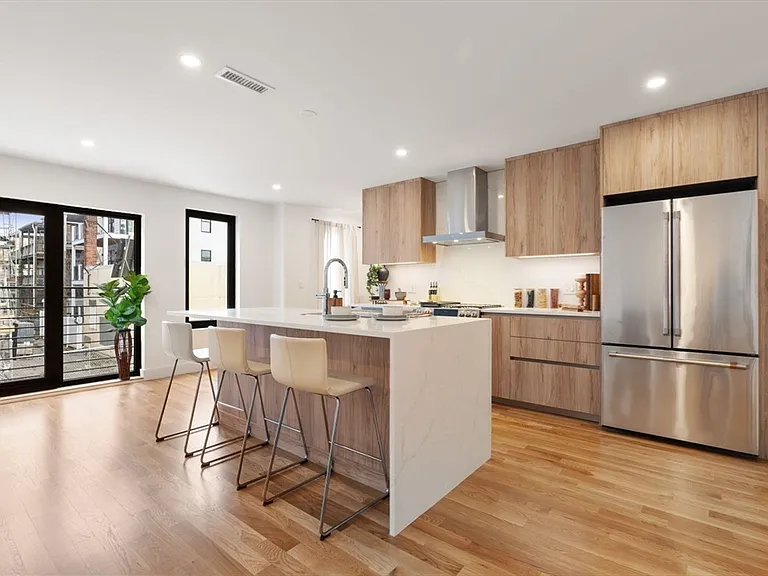6 Gen Devine Way #1 — Photo 2