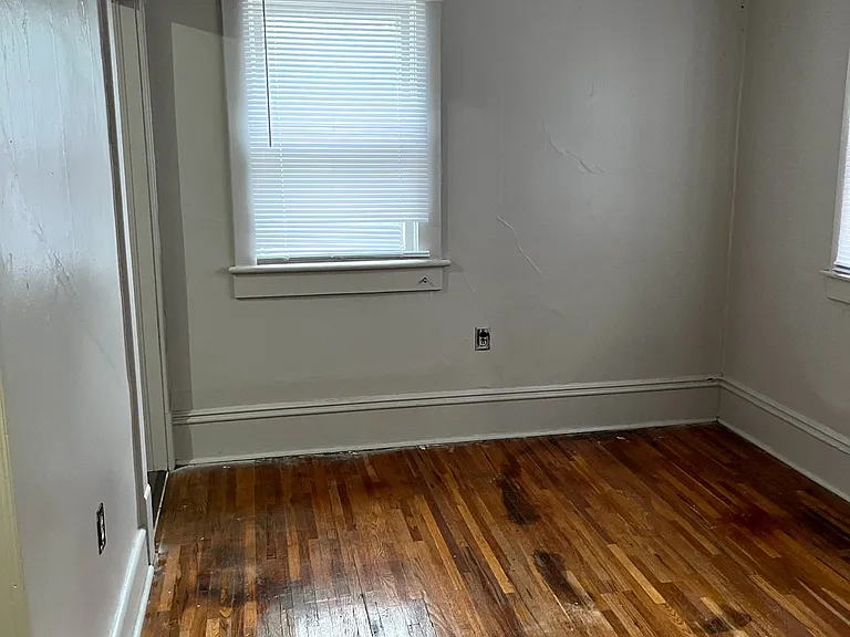 708 1/2 S Santa Fe Ave — Photo 6