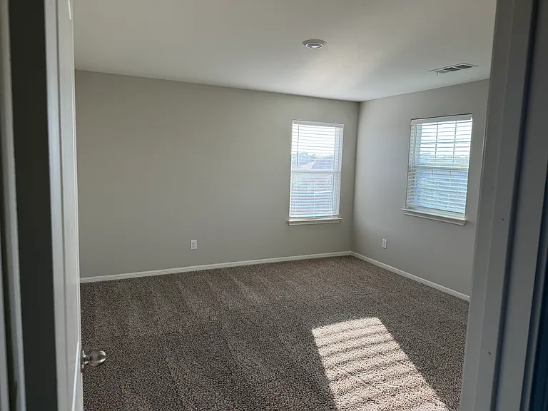 105 Declaration Ln — Photo 27