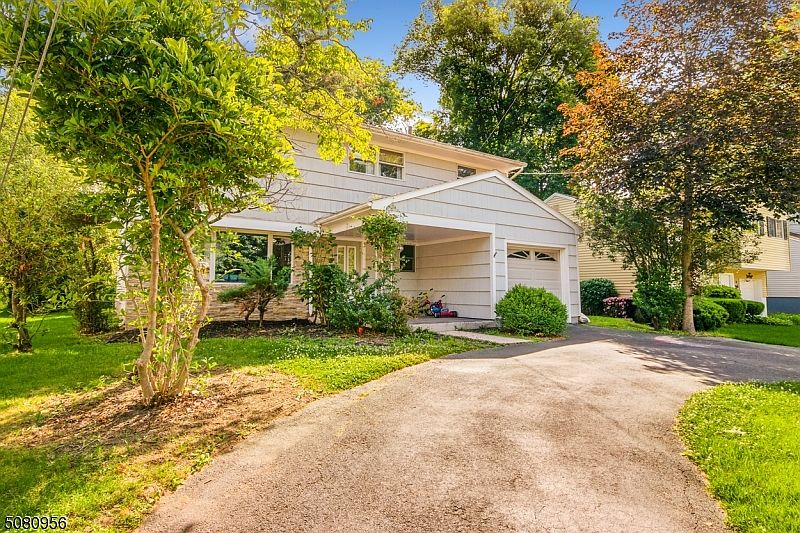 40 Riverside Dr, Denville, NJ 07834 | Zillow