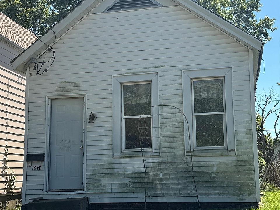1st image of 1912 W Garden St