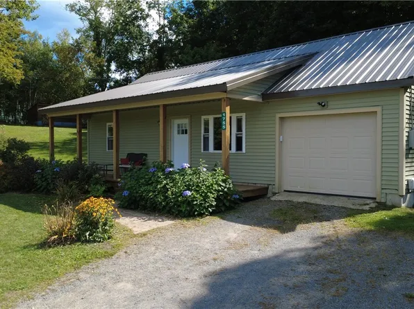 1755 County Route 15, Lacona, NY 13083