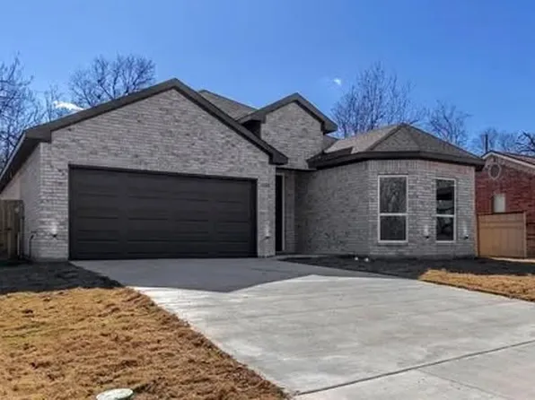 1336 E Fogg St, Fort Worth, TX 76115
