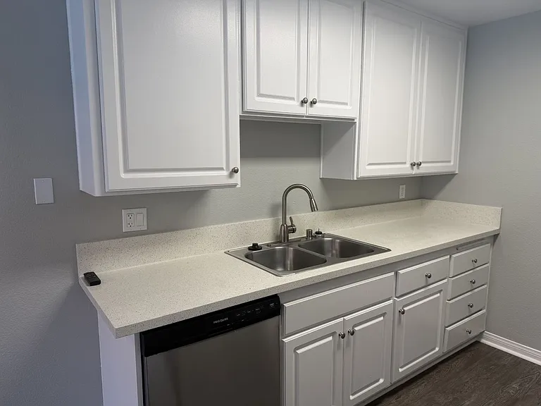 Tierra Palms Apartment Homes — Photo 109