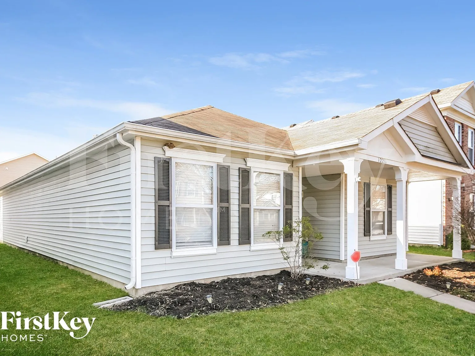 3 bed, 2.0 bath, 1433 sqft, $1,805 — Photo 2
