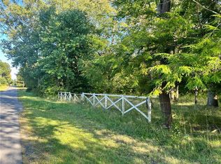 75 Stoney Robby Rd #20, Fulton, NY 13069