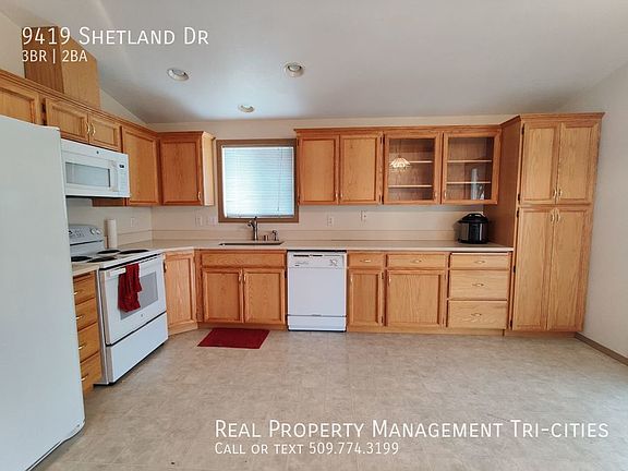 3rd image of 9419 Shetland Dr