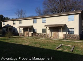 1325 Robins St APT 20, Conway, AR 72034