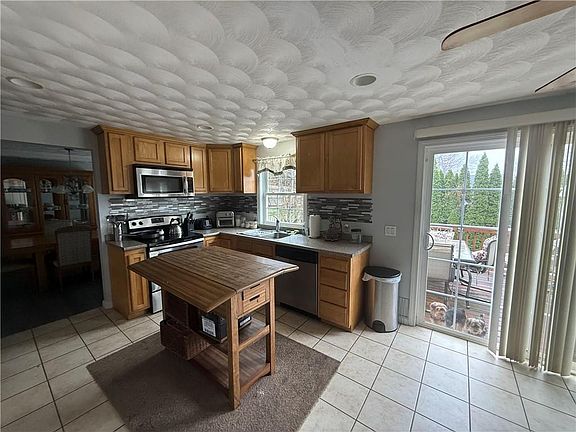 2nd image of 15 Watkins Ave