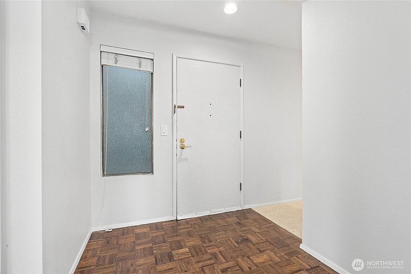 5th image of 7525 Old Redmond Road #403