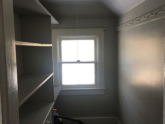 Walk-in pantry