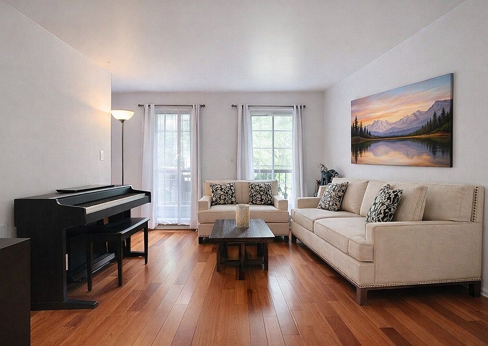 Living Rm