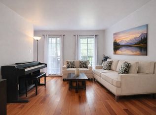 7953 Pebble Brook Ct, Springfield, VA 22153