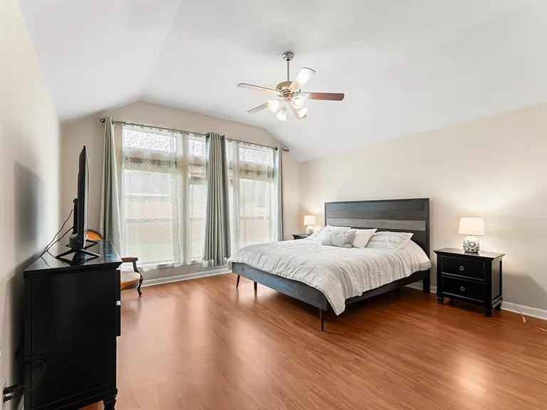 14902 Whispy Green Ct — Photo 4