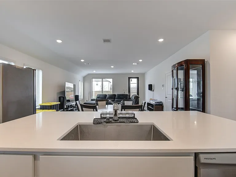 2904 Cordova Hill Dr — Photo 12
