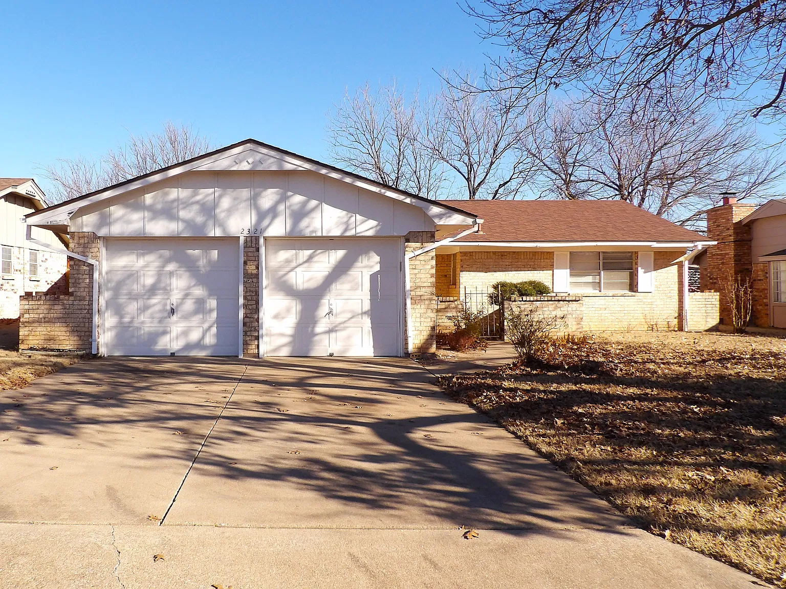 3 bed, 1.5 bath, 1445 sqft, $1,095 — Photo 1