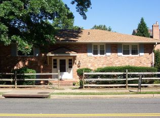 4160 N Old Glebe Rd, Arlington, VA 22207