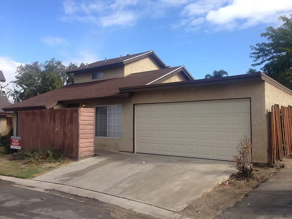 5704 Cedar Glen Ln photo 1