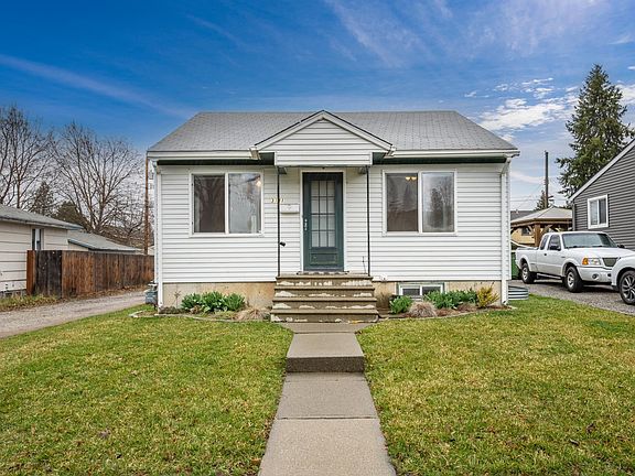 3rd image of 3141 E 34th Ave