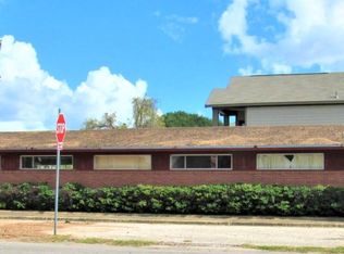 1116 N Fulton St, Wharton, TX 77488