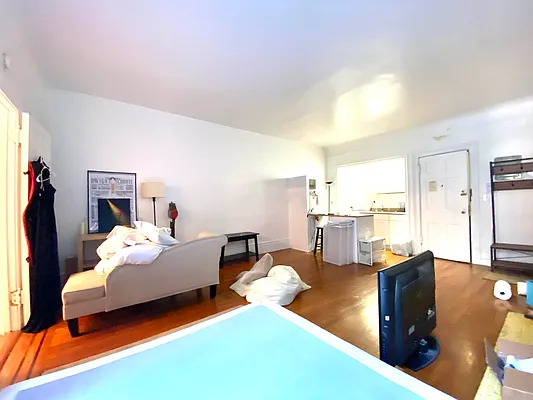 Rented by Corcoran | media 7