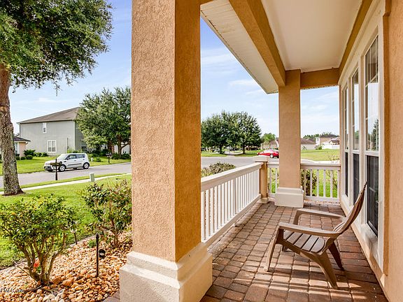 4th image of 3009 Tower Oaks Dr