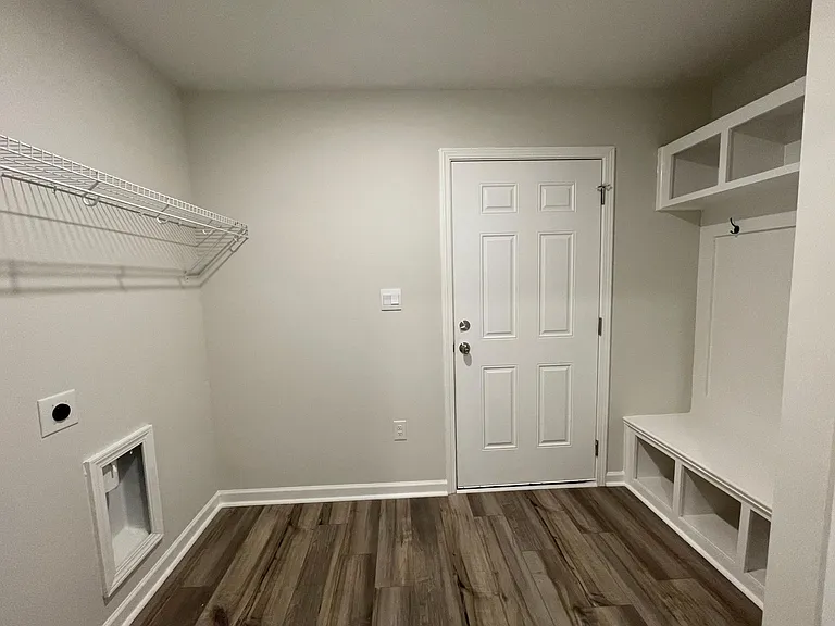 132 Asbury Park Dr — Photo 12
